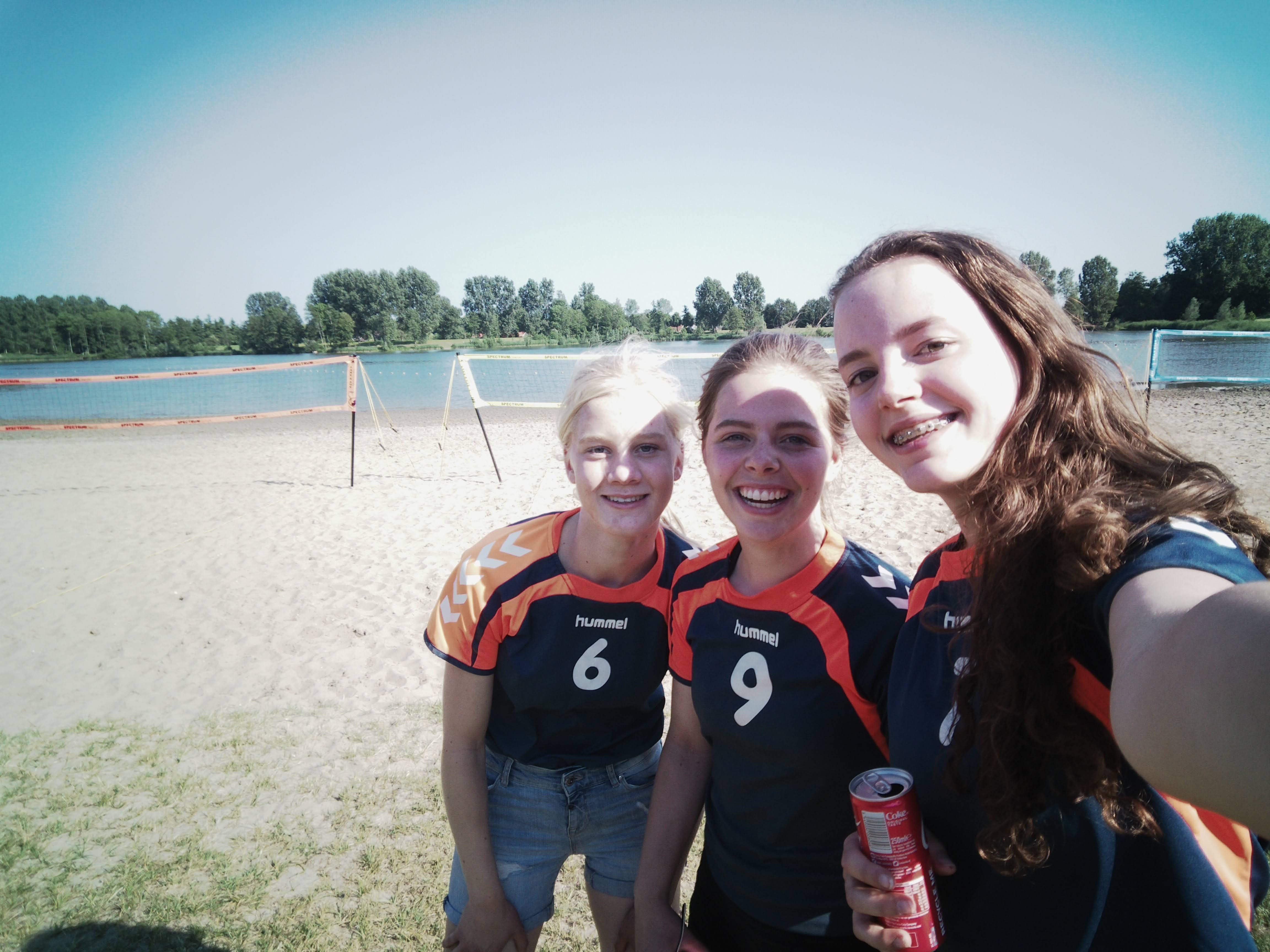 Beach volleybal game
